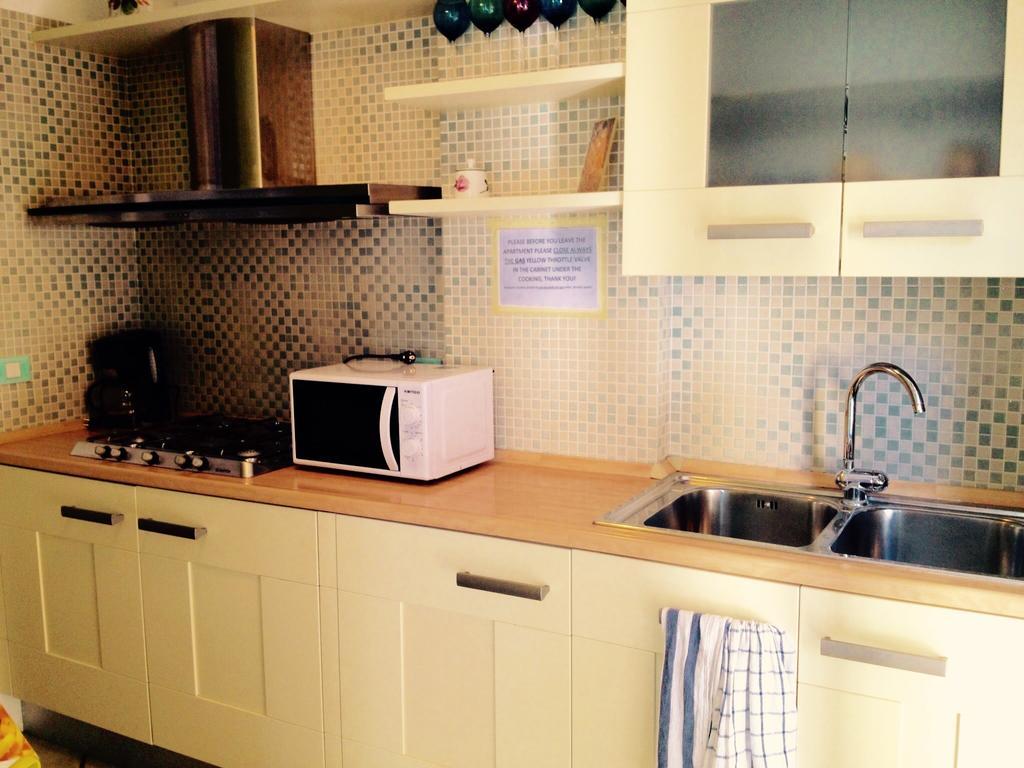Modi Apartment Rome Bagian luar foto